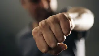 Мъж пребиваше баща си в Стара Загора и ето какво му се случи