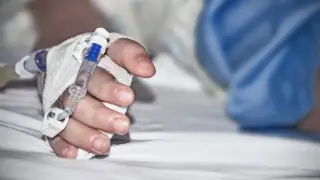 Извънредна новина за състоянието на 12-годишното дете с менингококова инфекция в София 