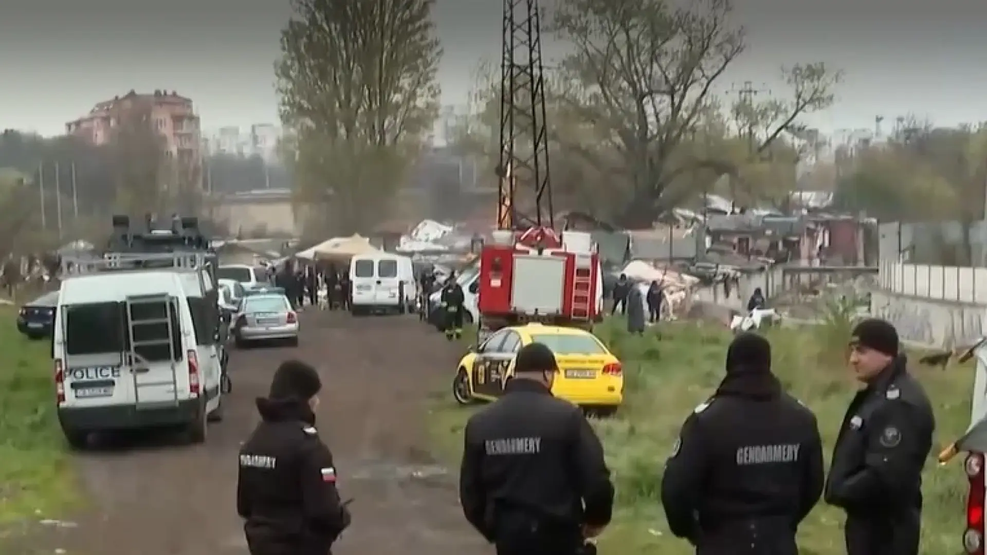 Напрежение в столичен квартал, бутат гетото ВИДЕО 