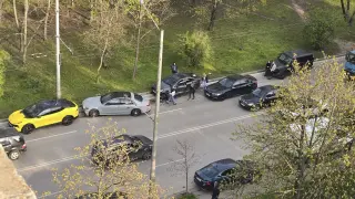 Тежка верижна катастрофа с луксозни возила край Южния парк СНИМКИ