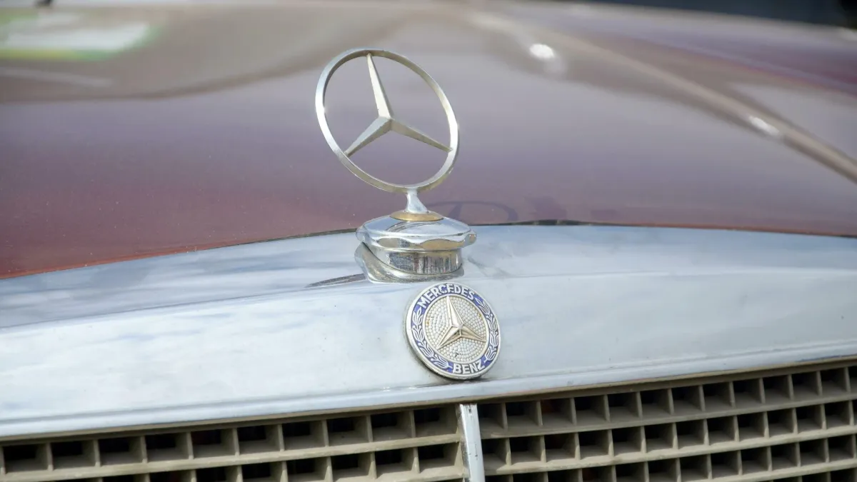 Прототипът на Mercedes-Benz, за който целият свят забрави Редки СНИМКИ