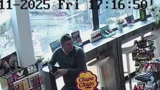 Крадец с Мерцедес се развихри в бензиностанция, остана с пръст в уста СНИМКИ