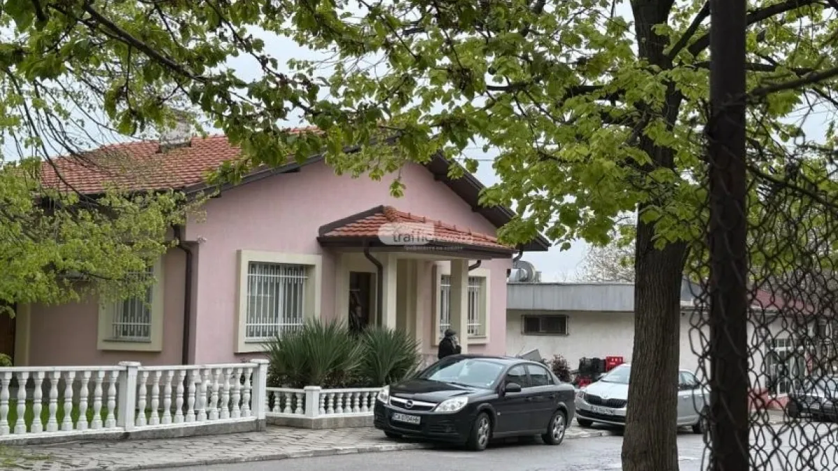 ДАНС и жандармерия пред дома на Джевдет Чакъров, арестуван е полицай 