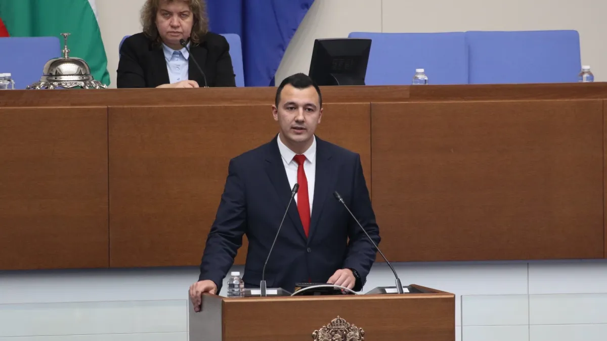 Габриел Вълков: Трябва да защитим доброволците с онази сила, с която те защитават нас