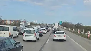 Няма измъкване от София: Библейска тапа на "Тракия", дълга е ДЕСЕТКИ километри