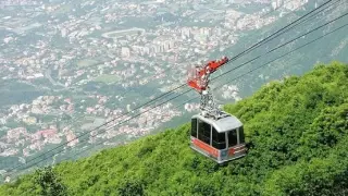 Кошмарен инцидент в Неапол! Загинаха четирима, а един е ранен ВИДЕО
