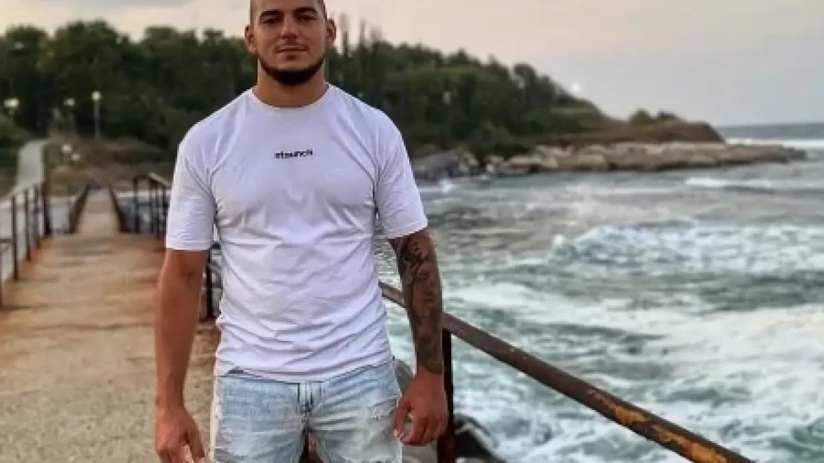 Денислав е бил клан с ножа на Рамбо в заведението СНИМКА