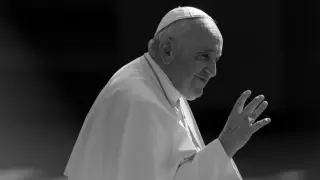 Скръбна вест! Почина папа Франциск