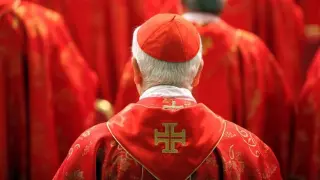 Какво става след смъртта на папата?