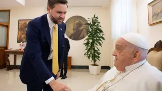 Вицето на Тръмп с покъртителни думи за последния ден на Папата
