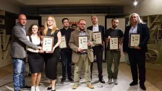 „Рицари“ в съвременни доспехи: Албена Раленкова и Светлозар Желев са удостоени с наградата „Рицар на книгата“ за 2024 г.