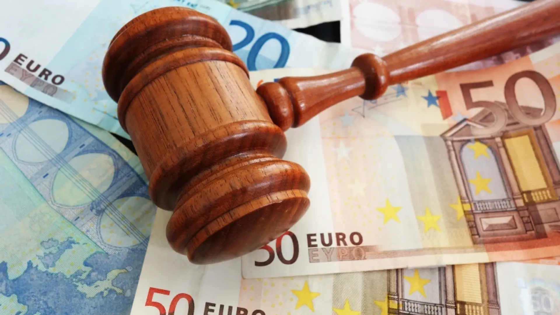 Близо 80 хиляди евро глоба за пекар, който направил това в Деня на труда