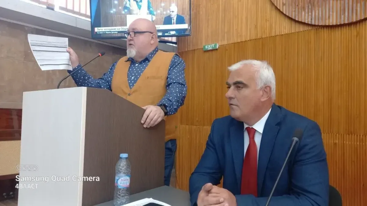 Селски кметове намазаха яко, джобовете им се напълниха с пари
