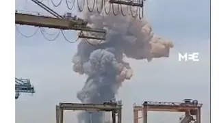 Чудовищна експлозия на пристанище - над 500 души са ранени ВИДЕО