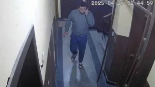 Крадец остави мръсните си джапанки, сега разхожда свити маратонки из Мездра СНИМКА