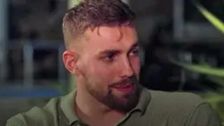 Ергенът Виктор в хомо връзка с нотариус, а майка му спи с треньора на националите по плуване
