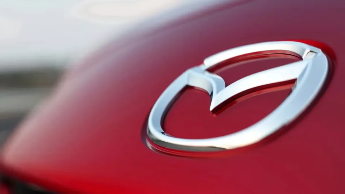 Най-необичайният модел на Mazda е почти готов СНИМКИ