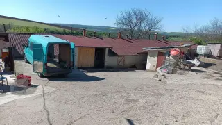 Спипаха дядо да върти незаконен бизнес в Разградско СНИМКИ