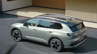 По-дълъг от Bentley Bentayga: Дебютира най-големият кросоувър на Volkswagen СНИМКИ