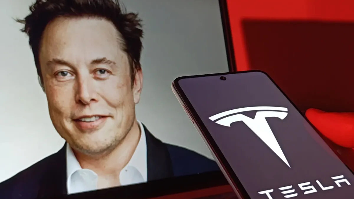 Завъртя се страшна интрига - махат Мъск от Tesla? 