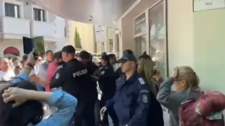 Напрежението след смъртта на малкия Ангел ескалира, ченгета се намесиха светкавично ВИДЕО