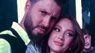 Обрат: Любомира от "Ергенът" в обятията на Мартин Елвиса на... СНИМКИ