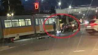 Нечуван екшън по тъмна доба на това място в София СНИМКА