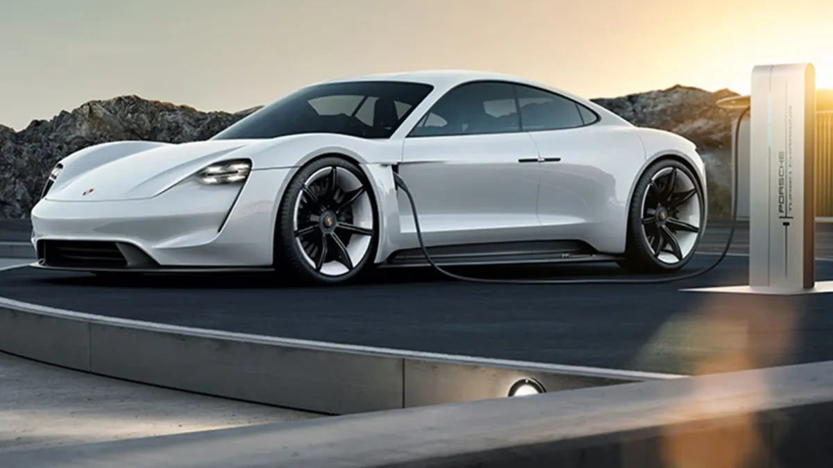 Porsche хвърли бомба за електромобилите