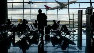 Атакуваха летището на Порт Судан с дронове, полетите са преустановени