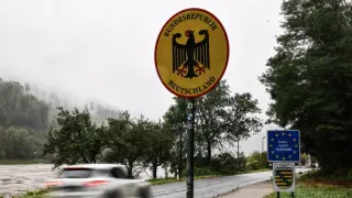 Германия вдигна мерника на мигрантите
