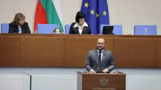 Затапи ги: Когато фактите говорят, дори и за лидерите на ПП е по-добре да замълчат