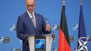 Мерц отряза мераците на Украйна