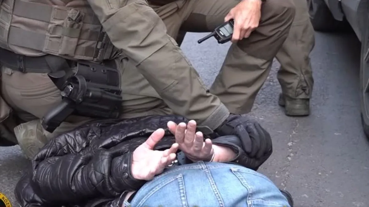 Гърми скандал! Задържаха бивш украински дипломат при зрелищна акция в Унгария ВИДЕО