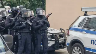 Бомба в училище? Бургас видя терористичен акт ВИДЕО