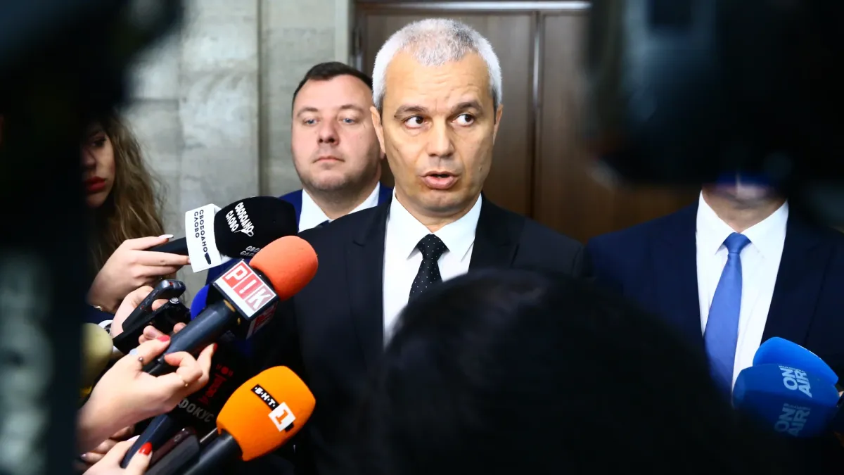 Костадинов иска оставката на правителството, зове за...