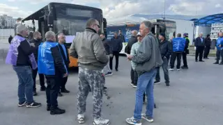 Протестът в София не спира! Тези линии обаче работят