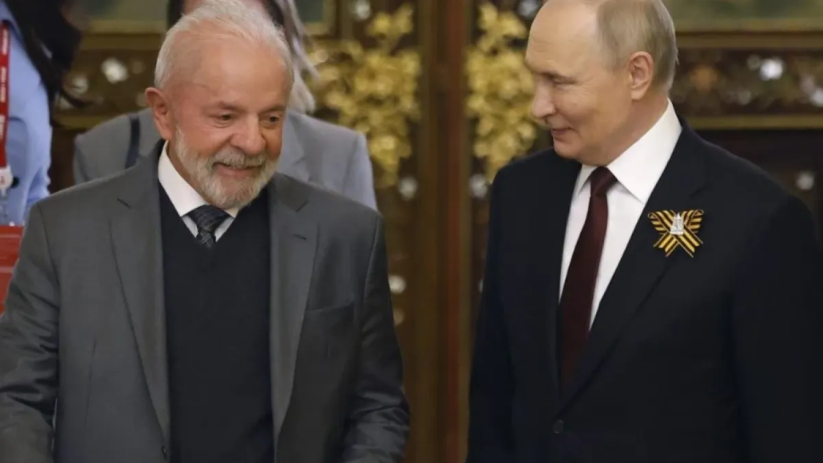 Бразилският президент кацнал в Москва и звъннал на Путин, ето какво му е казал