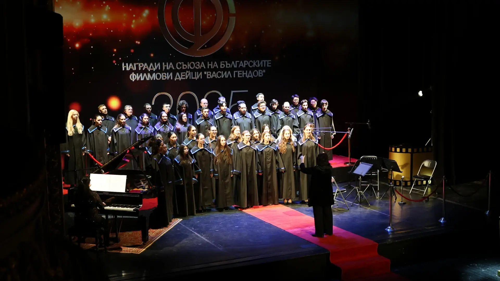 Раздадоха БГ Оскарите! Мария Бакалова и известен рапър облажиха статуетки Снимки