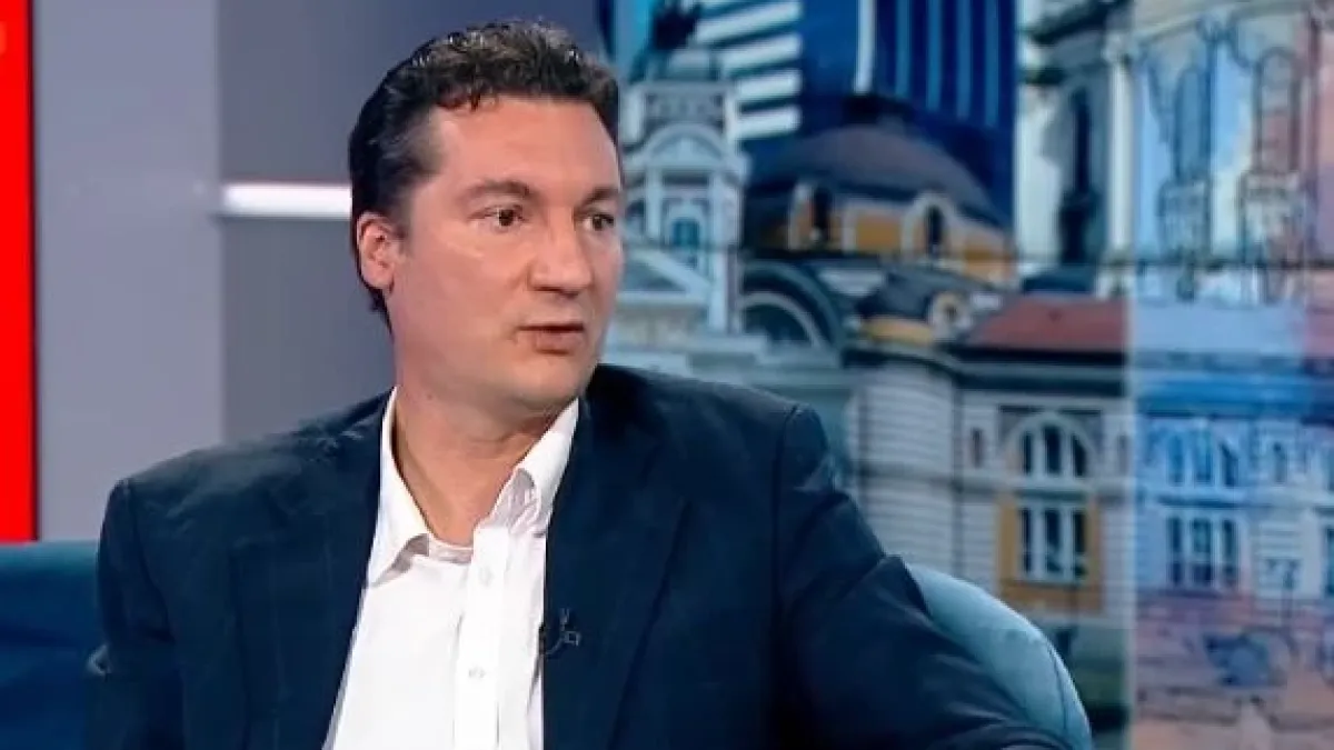Крум Зарков призна как го е бламирал Радев и на каква нова "писта" се е качил президентът