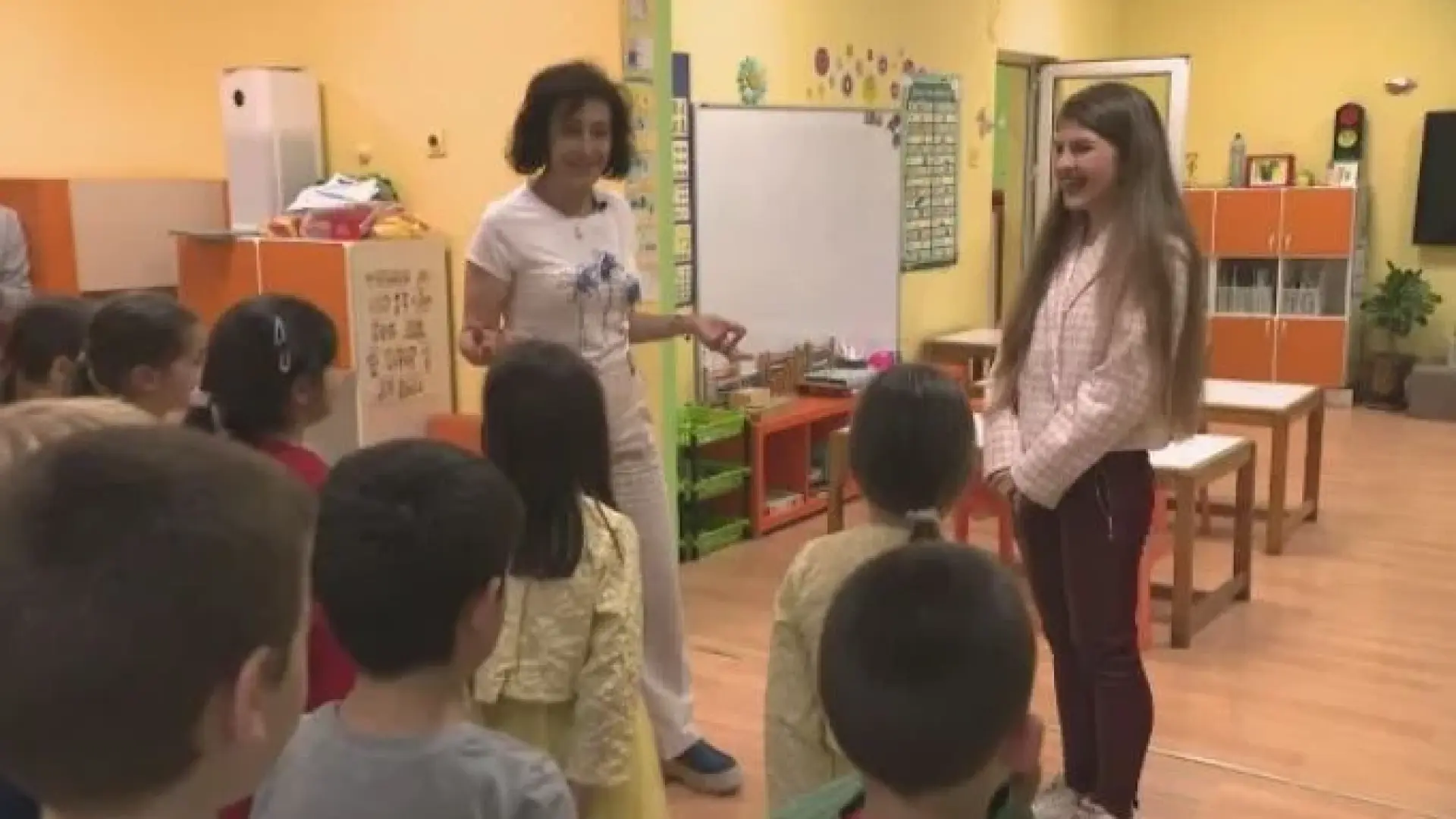 Дават по 1500 лева на тези студенти в София