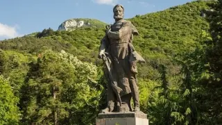 Паметникът на Христо Ботев се завръща във Враца 