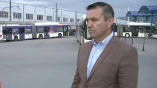 Шофьори в градския транспорт пушат докато карат - какво ще последва 