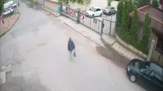 Тревожен случай на агресия в Ямбол: 10-годишно момче нападнато в парк 