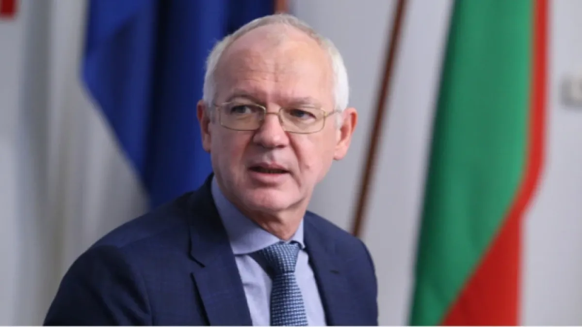 Васил Велев предупреди за заплатите: Катастрофата е абсолютно непредотвратима!