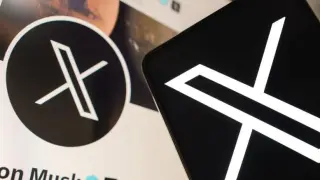 Срина се социалната мрежа X