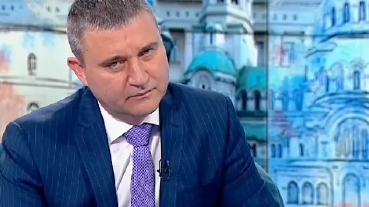 Горанов: От седмици се говори за този план на ПП-ДБ