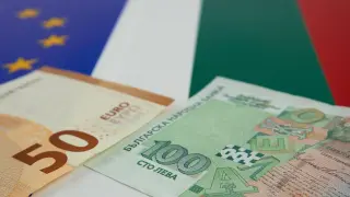 Еврото идва: Караджов разкри какво готвят пощите за смяната на валутата