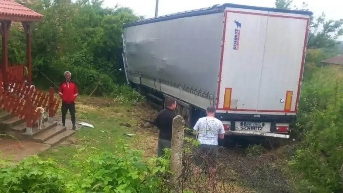 Бясна каскада на тир изправи на нокти цяло село във Видинско 