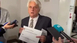 Бойко Рашков говори за себе си в трето лице, поръчката за иконите била...