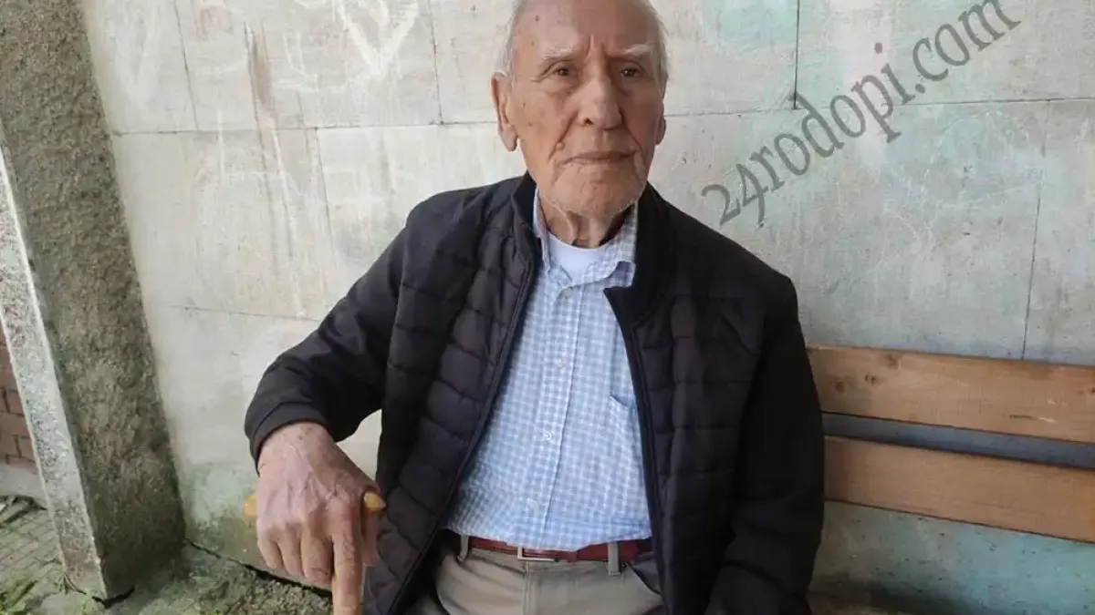 „Шофьор цял живот“: 90-годишният Ибрахим от Кърджали, който започна с руда и стигна до Москва